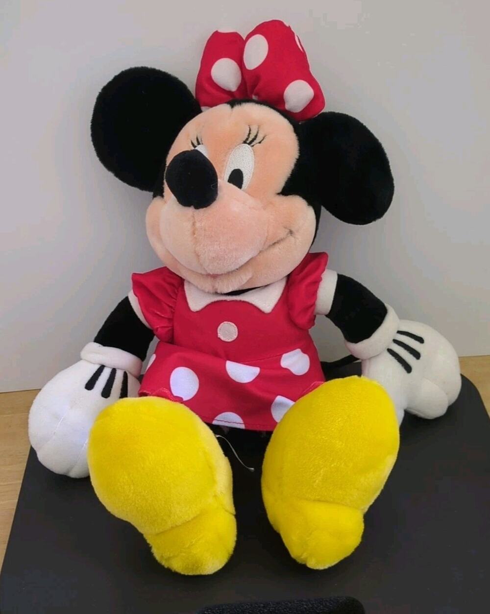 Minnie Mouse Plush Walt Disney World Parks 18" Authentic Red Polka Dot Dress EUC